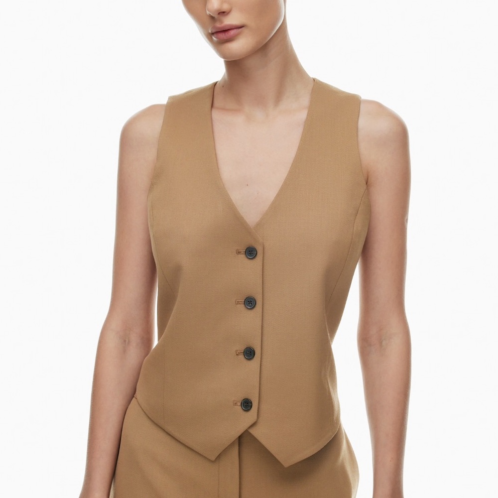 Aritzia Babaton Camel Vest